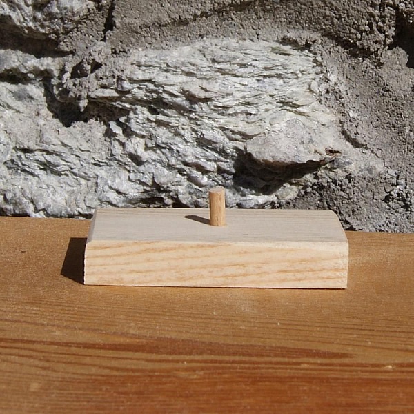Balala&icirc;ka en bois massif ht 20 cm, fait main decoration musicale, a poser ou a suspendre, cadeau musicien fait main