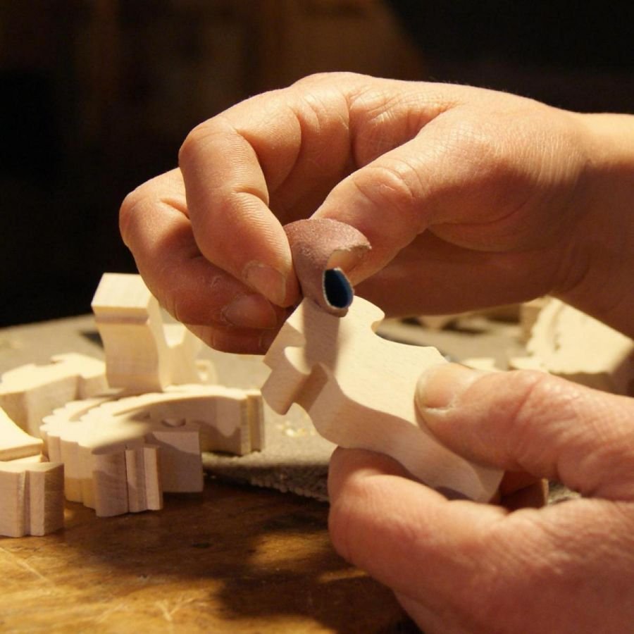 Weihnachtskrippe Holzpuzzle zum Anmalen, 10 Teile handgefertigt aus massivem Ahornholz