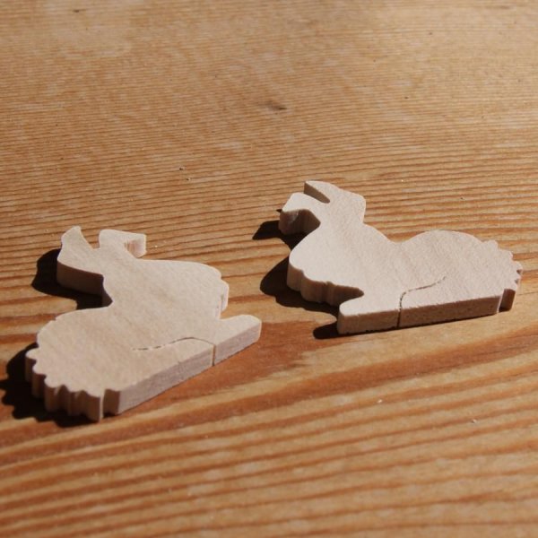 Figurine lapin &agrave; decorer, coller miniature loisirs creatives