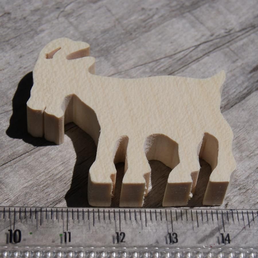 Miniaturfigur Ziege aus Holz zum Dekorieren