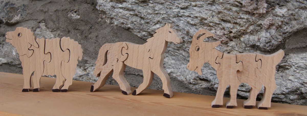 Holzpuzzle 4 Teile Pferd Reiten Massive handgefertigte Buche, Tiere auf dem Bauernhof