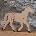 Holzpuzzle 4 Teile Pferd Reiten Massive handgefertigte Buche, Tiere auf dem Bauernhof