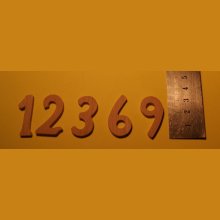 Zahlen 1,2,3,6,9 aus Holz ht 3.2cm dp 3mm aus Buchenholz für Pendeluhr