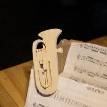 Notenklammern Tuba-Figur, Musikergeschenk, Tubist aus handgefertigtem Massivholz
